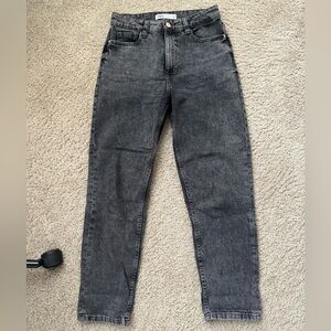 Black wash Zara jeans. Size 4 high rise